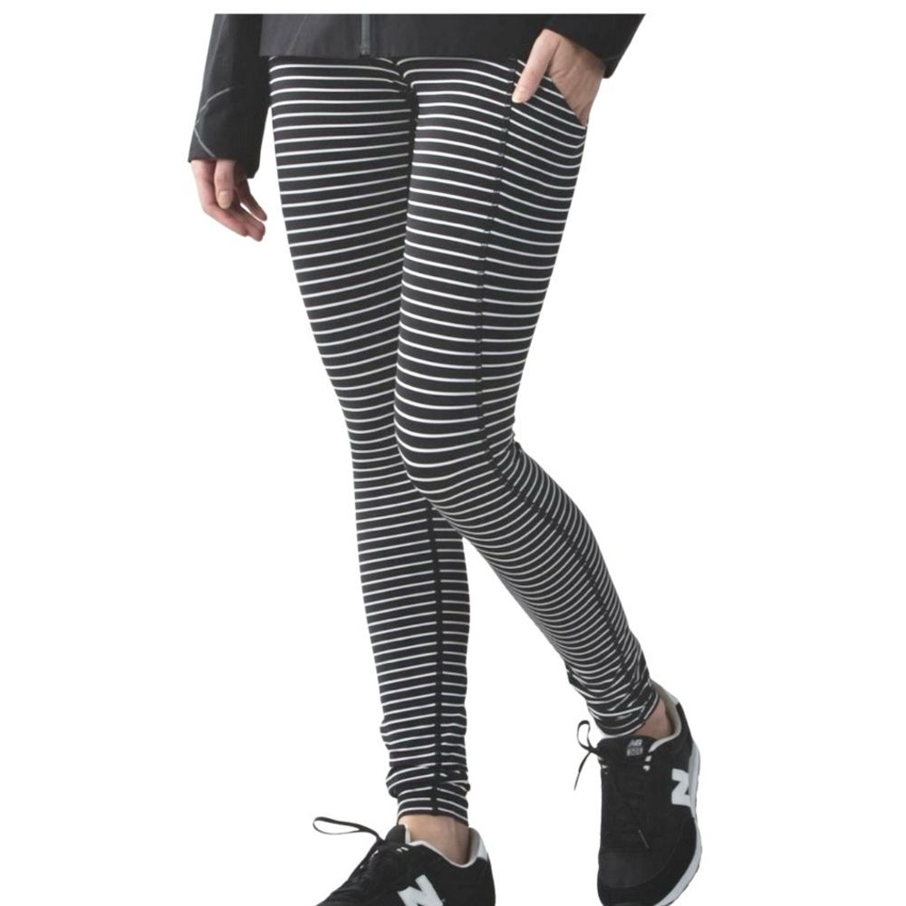 Lululemon Speed Tight II Parallel Stripe Black & White